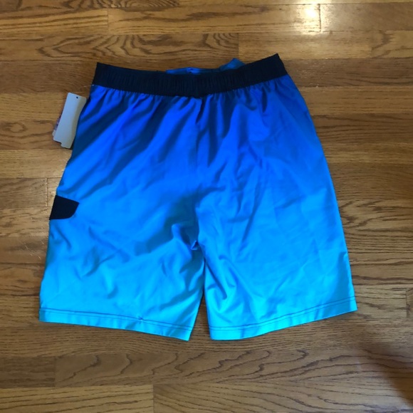 NWT Speedo swimming trunks - Picture 3 of 3